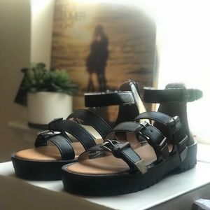 Flat Gladiator Platform Sandals | 2020Ave | Size 7